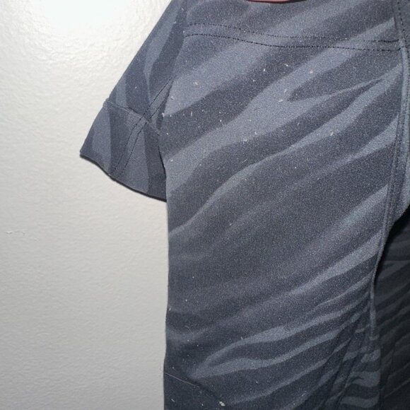 lululemon Nulu Cropped Slim Yoga Short Sleeve - Picture 5 of 11